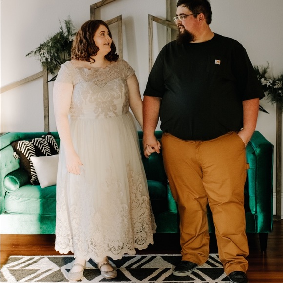 Chi Chi Curve London Grey Lace Heather Dress - Tulle Dress NWT - Picture 3 of 8